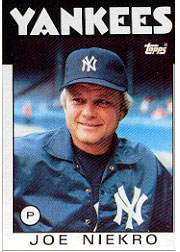 1986 Topps Baseball Cards      135     Joe Niekro